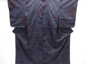 未使用品　抽象模様織り出し本場結城紬80亀甲着物(石下)